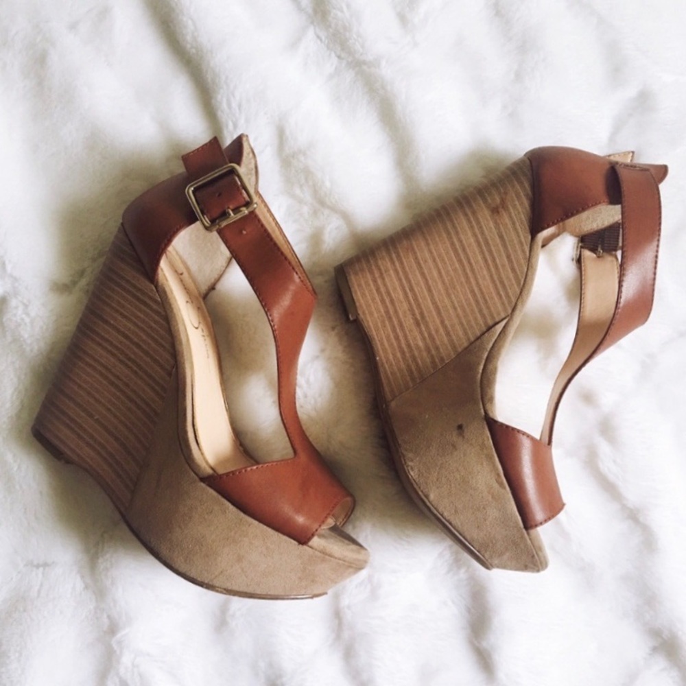Jessica Simpson Brown Wedges